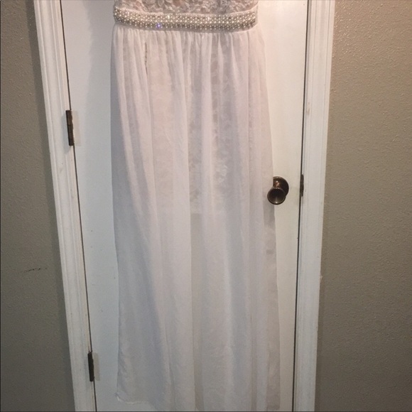 Dress - Picture 2 of 2